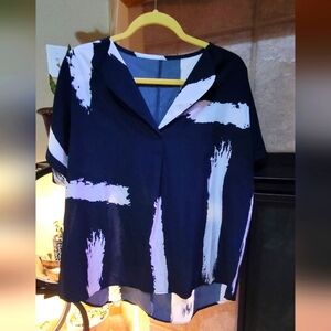 Stylish Lightweight Women's Navy and White Top